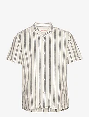 Revolution - Short-sleeved Cuban Shirt - kortärmade t-shirts - navy - 0