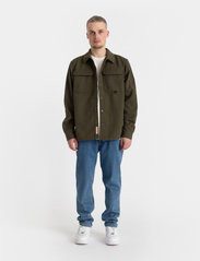 Revolution - Casusal Utility Overshirt - spring jackets - army - 3