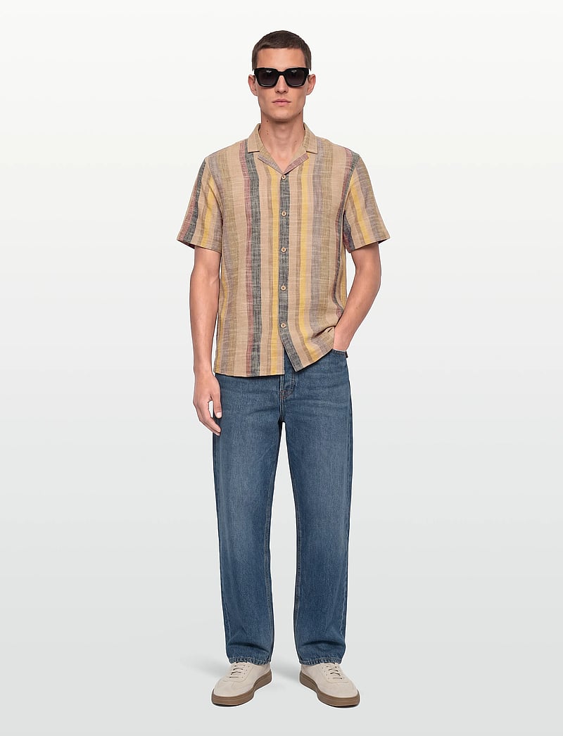 Revolution - Short-sleeved Cuban Shirt - kurzarmhemden - brown - 0