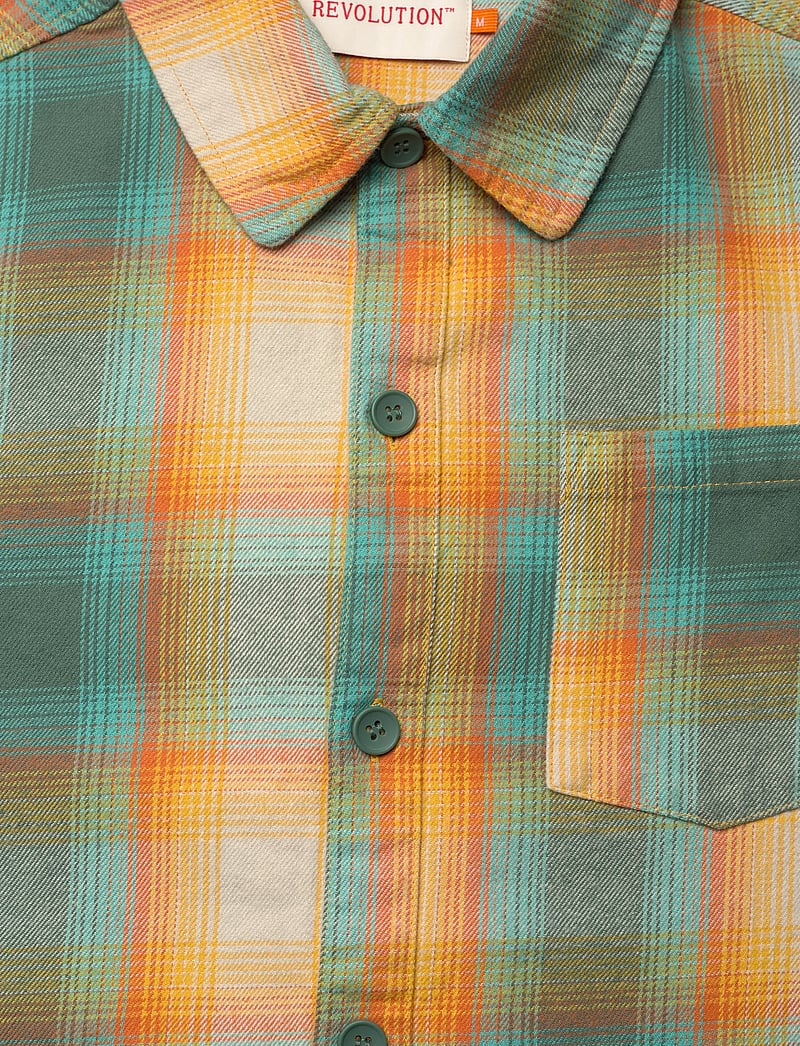 Revolution - Casual Overshirt - ternede skjorter - green - 2