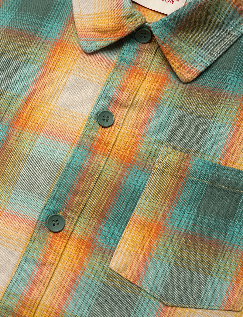 Revolution - Casual Overshirt - ternede skjorter - green - 3