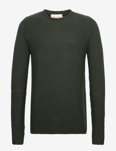 Sweater in pearl knit structure, Revolution
