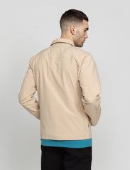 Revolution - Outerwear - spring jackets - khaki - 3
