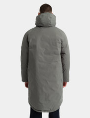 Revolution - Long technical raglan parka with Sorona padding - winter jackets - grey - 4