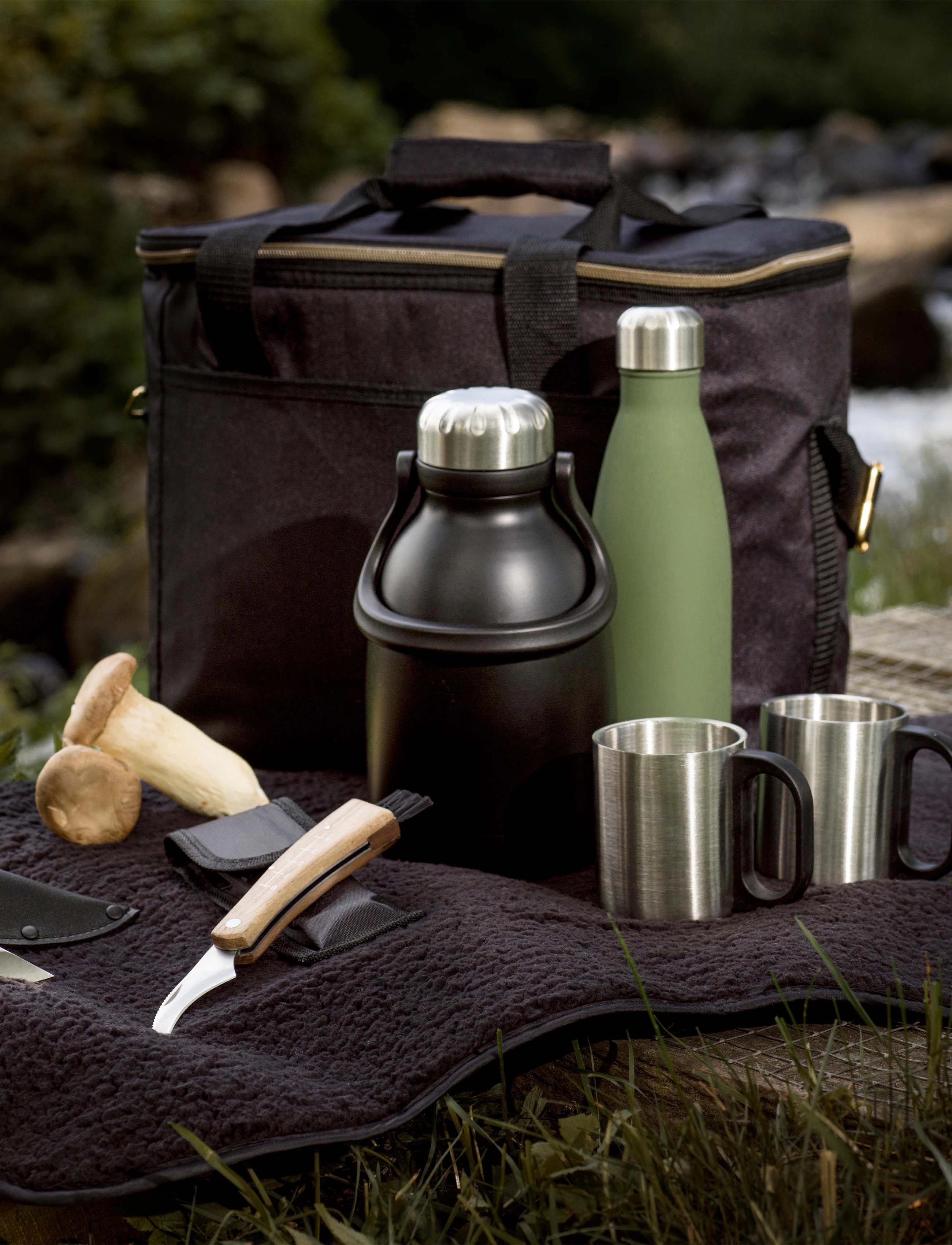 Sagaform City Køletaske, Stor, 20 l, Outdoor Environment, Schwarz - Cooling Bags & Picnic Baskets, Homeware