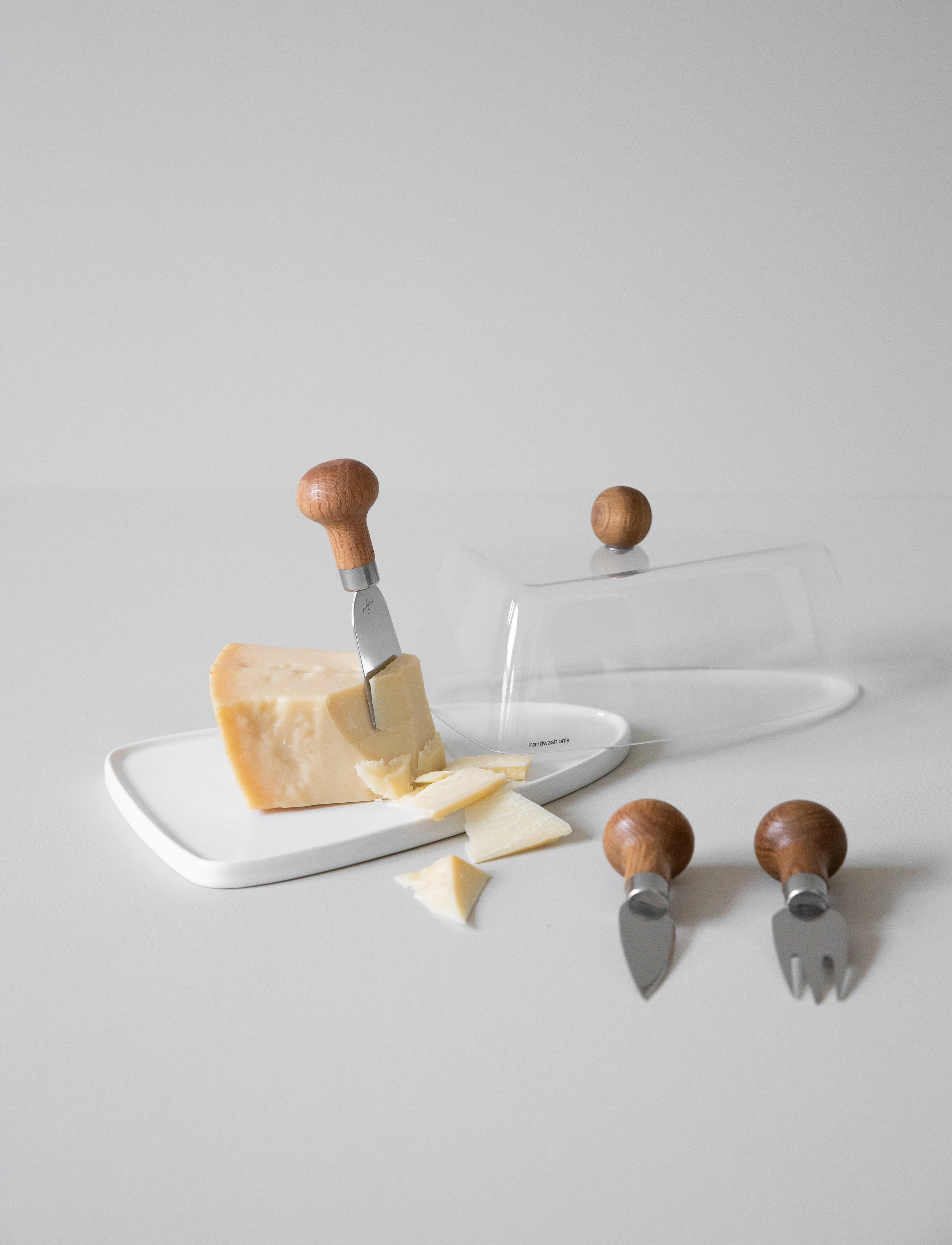 Sagaform - Nature Cheese with oak handle - juustu tassid - clear - 2