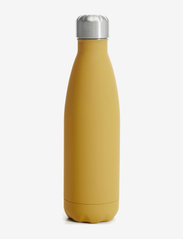 Sagaform - Steel bottle rubber finish 50cl - bouteilles à eau et bouteilles en verre - yellow - 0