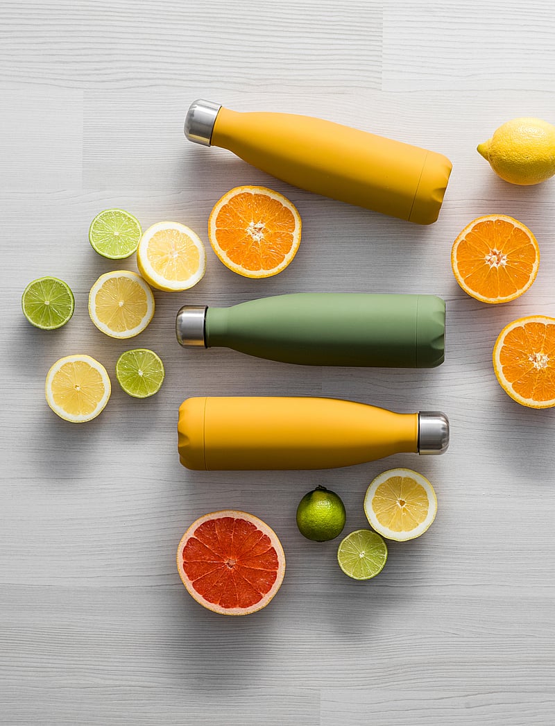 Sagaform - Steel bottle rubber finish 50cl - thermosflaschen - yellow - 0