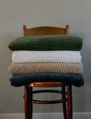 Sagaform - Agnes fleece plaid - blankets & throws - beige - 2