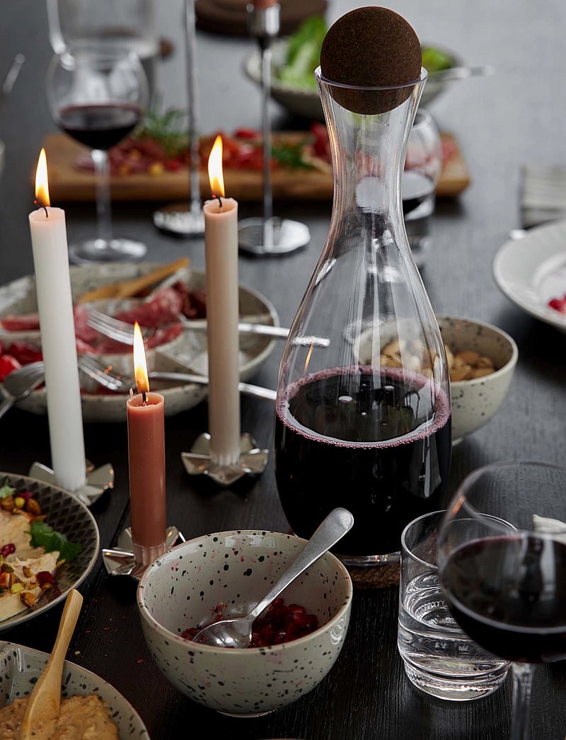 Sagaform - Nature carafe with cork stopper - weinkaraffen & dekantierer - klar/mÖrkbrun - 2