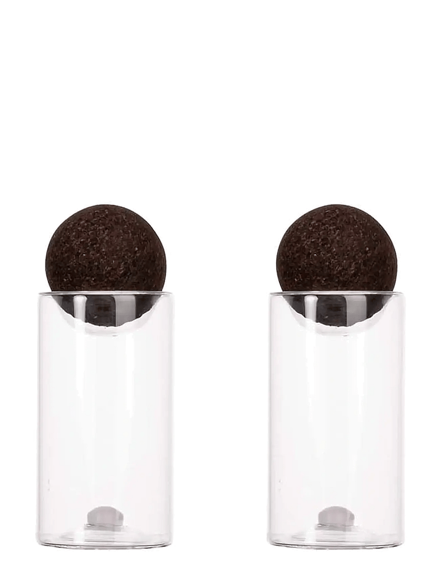 Sagaform - Nature salt- and pepper set with cork stoppers, 2-pcs - vorratsgläser - klar/mÖrkbrun - 1