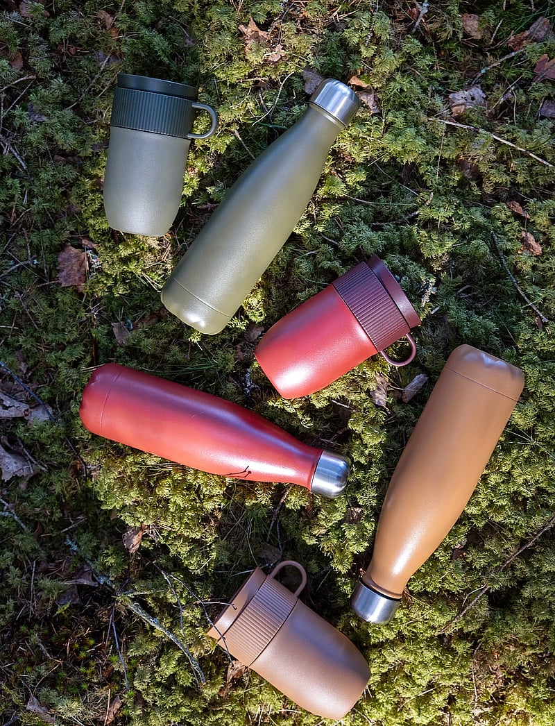 Sagaform - Nils steel bottle PC - nach preis einkaufen - fudge pantone 4261c - 2