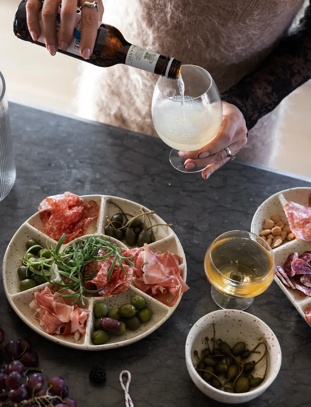 Sagaform - Ditte serving plate - osta hinna alusel - beige/bordeaux - 1