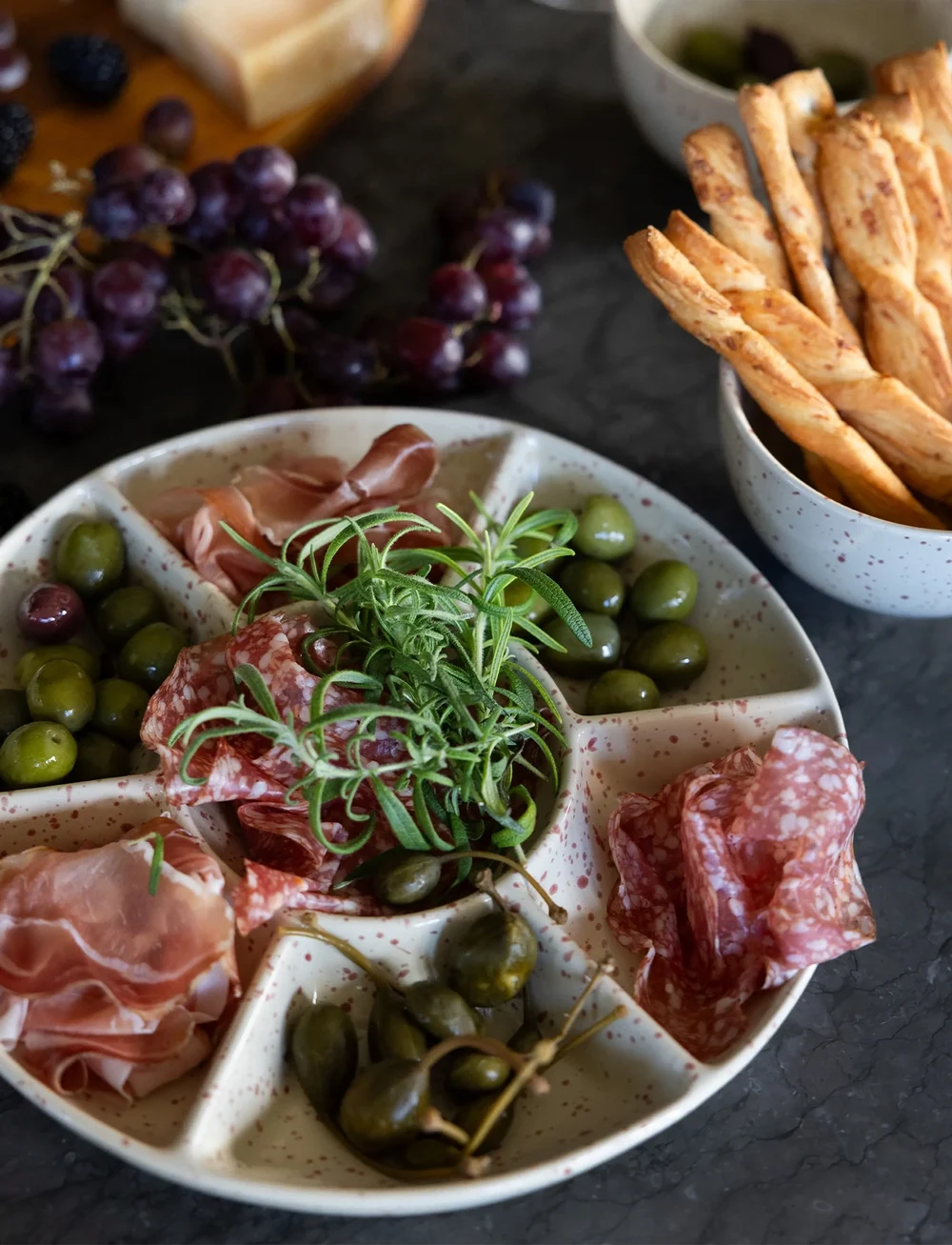 Sagaform - Ditte serving plate - osta hinna alusel - beige/bordeaux - 2