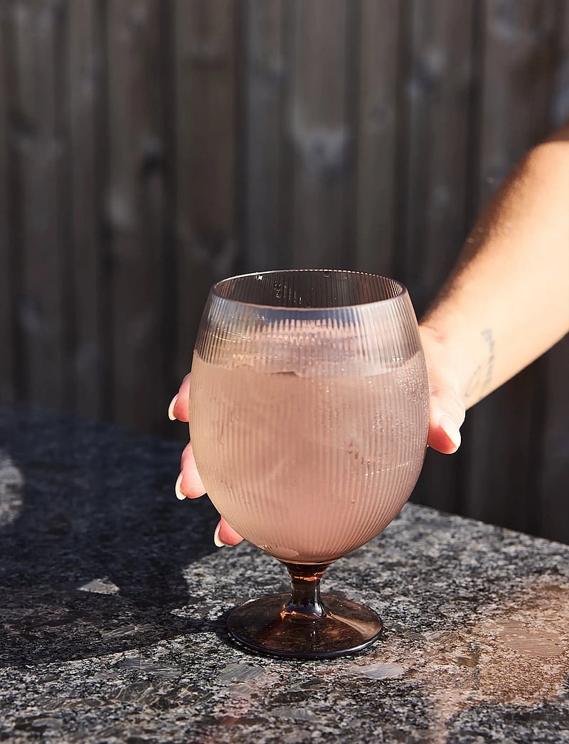 Sagaform - Billi beer glass rPET, 4-pcs - biergläser - brown - 1