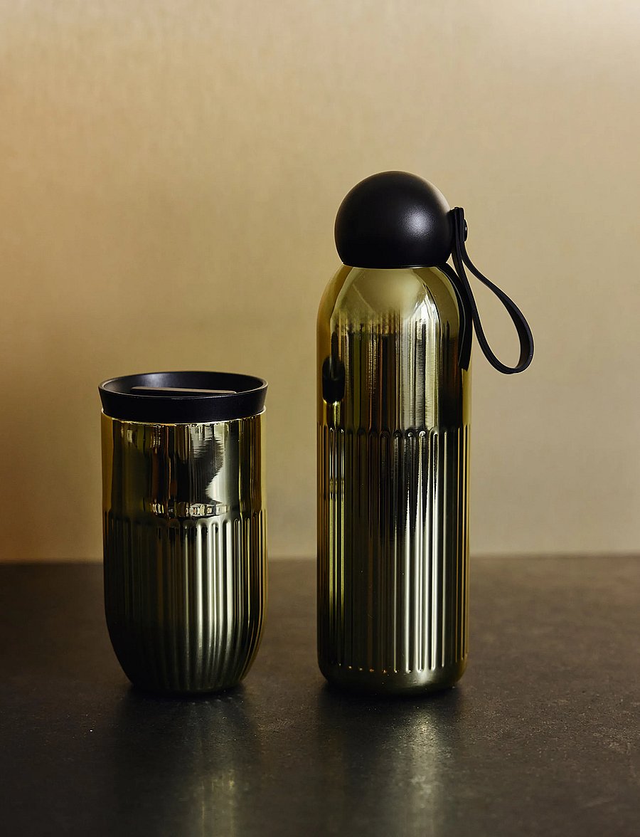 Sagaform - Tekla thermal bottle - thermosflaschen - gold chrome - 0