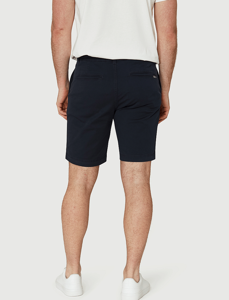 Sail Racing - HELMSMAN CHINO SHORTS - outdoorshorts - dark navy - 4