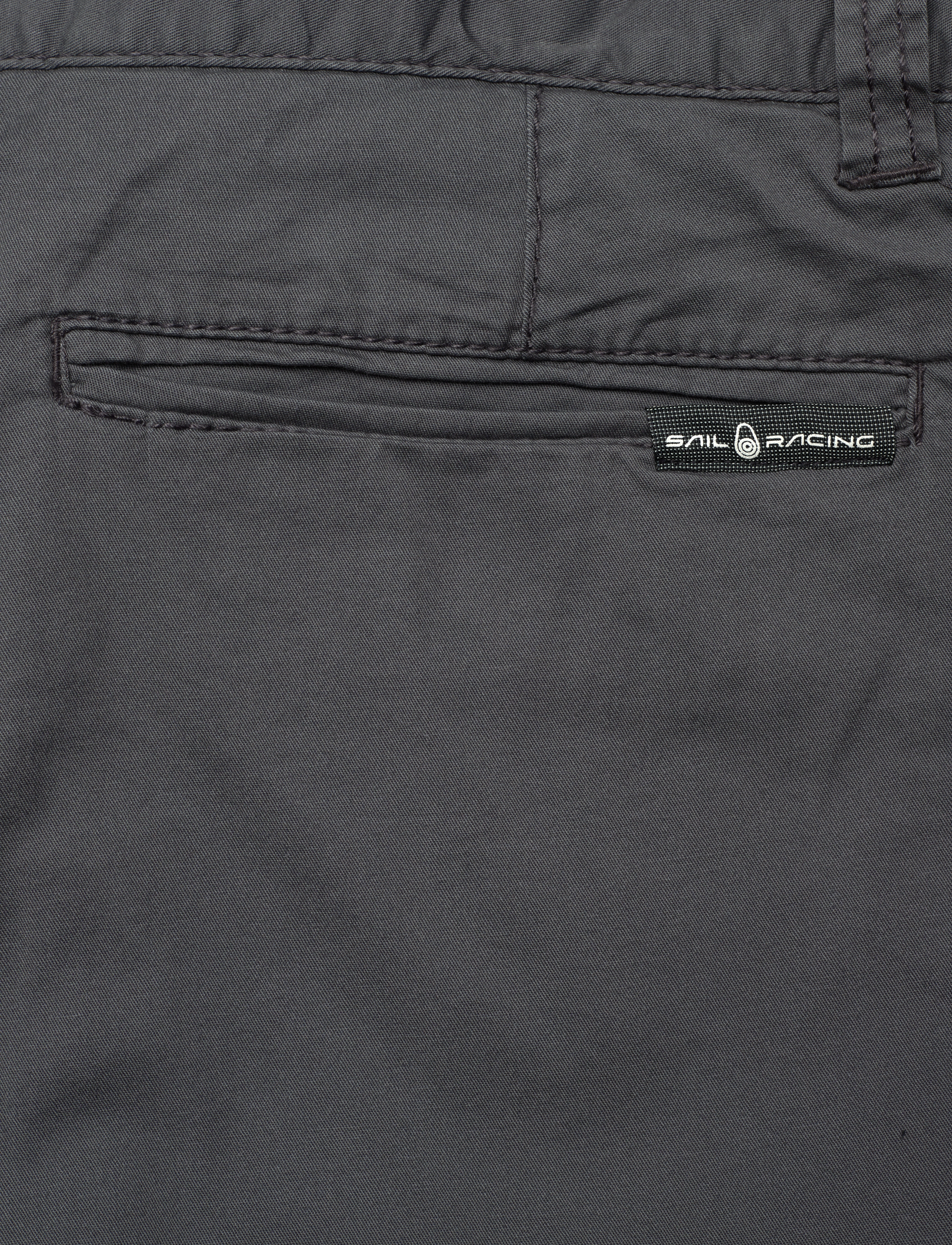 Sail Racing - HELMSMAN CHINO SHORTS - udendørsshorts - dk grey solid - 4
