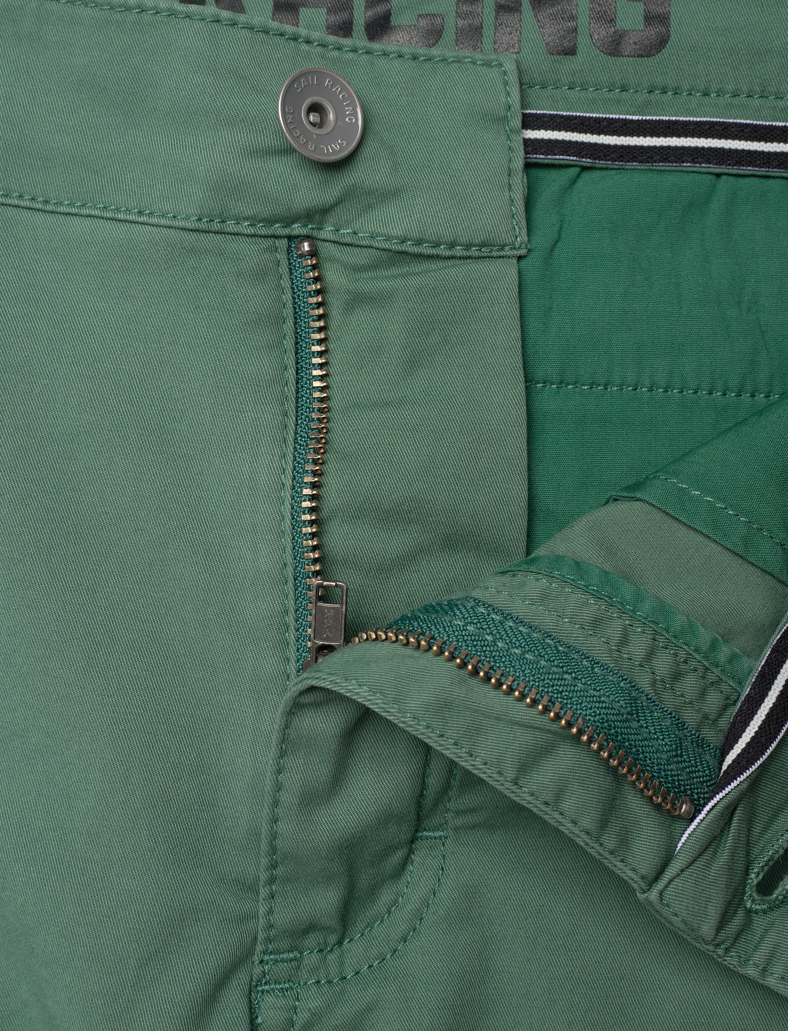 Sail Racing - HELMSMAN CHINO SHORTS - udendørsshorts - smoke green - 3