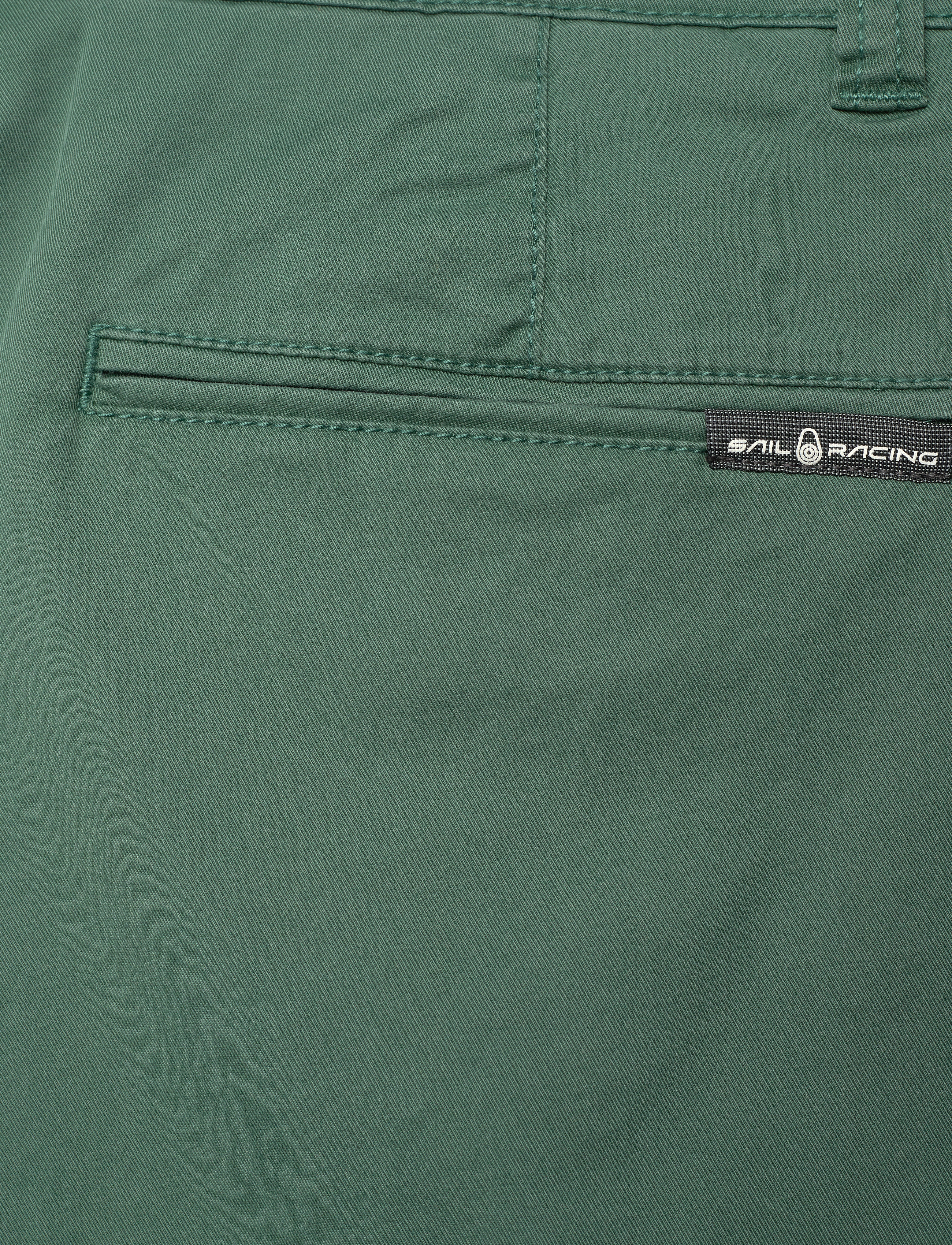 Sail Racing - HELMSMAN CHINO SHORTS - udendørsshorts - smoke green - 4