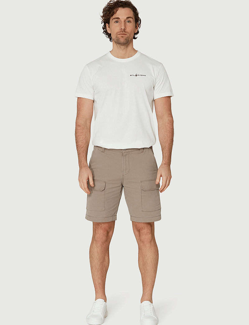 Sail Racing - BOWMAN SHORTS - ulkoilushortsit - sand - 0