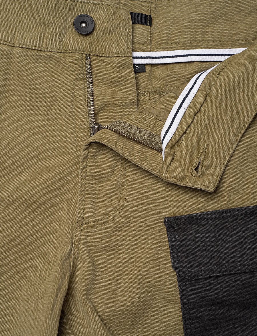 Sail Racing - W GALE SHORTS - outdoorshorts - dusty olive - 3