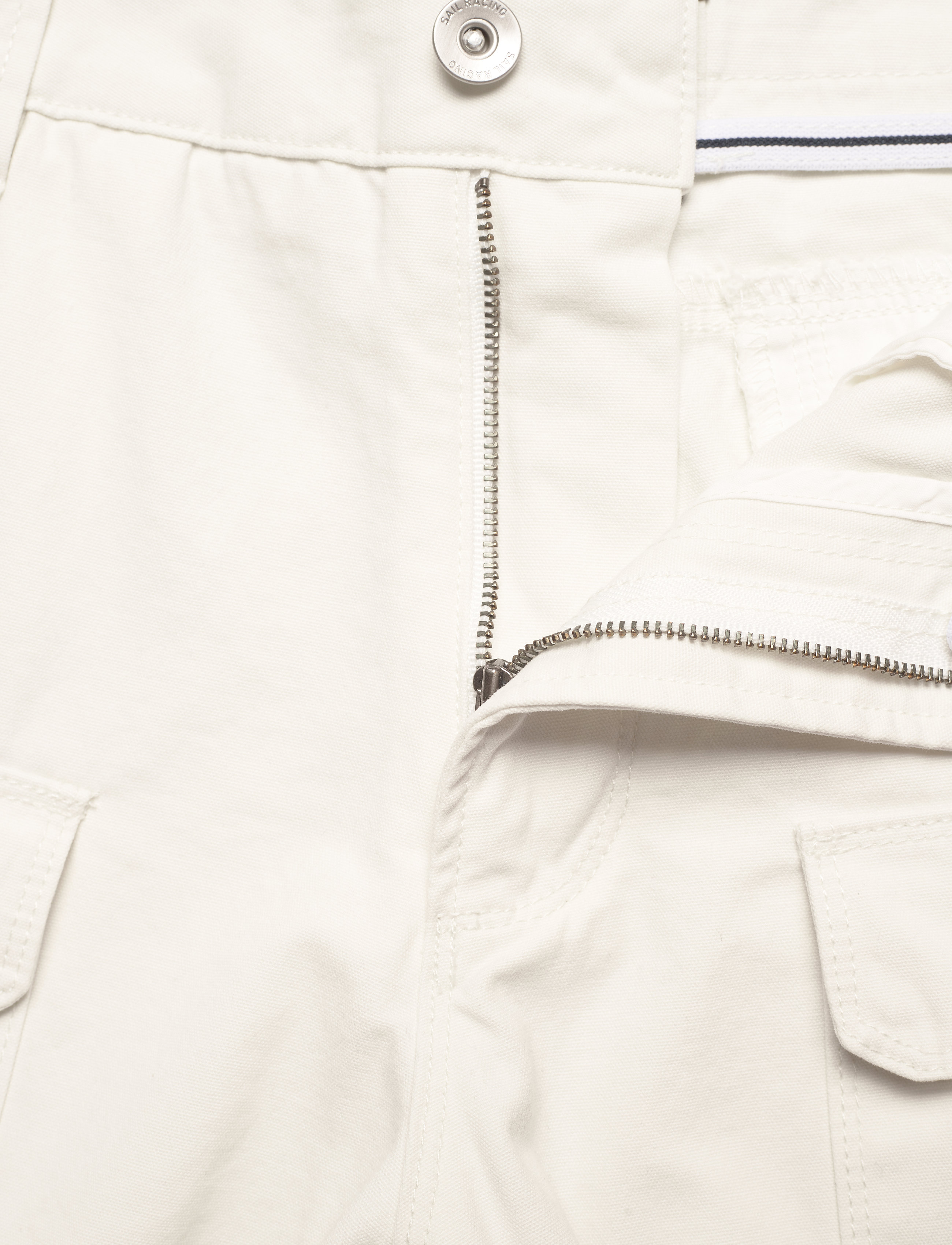 Sail Racing - W GALE SHORTS - lühikesed vabaõhupüksid - storm white - 3