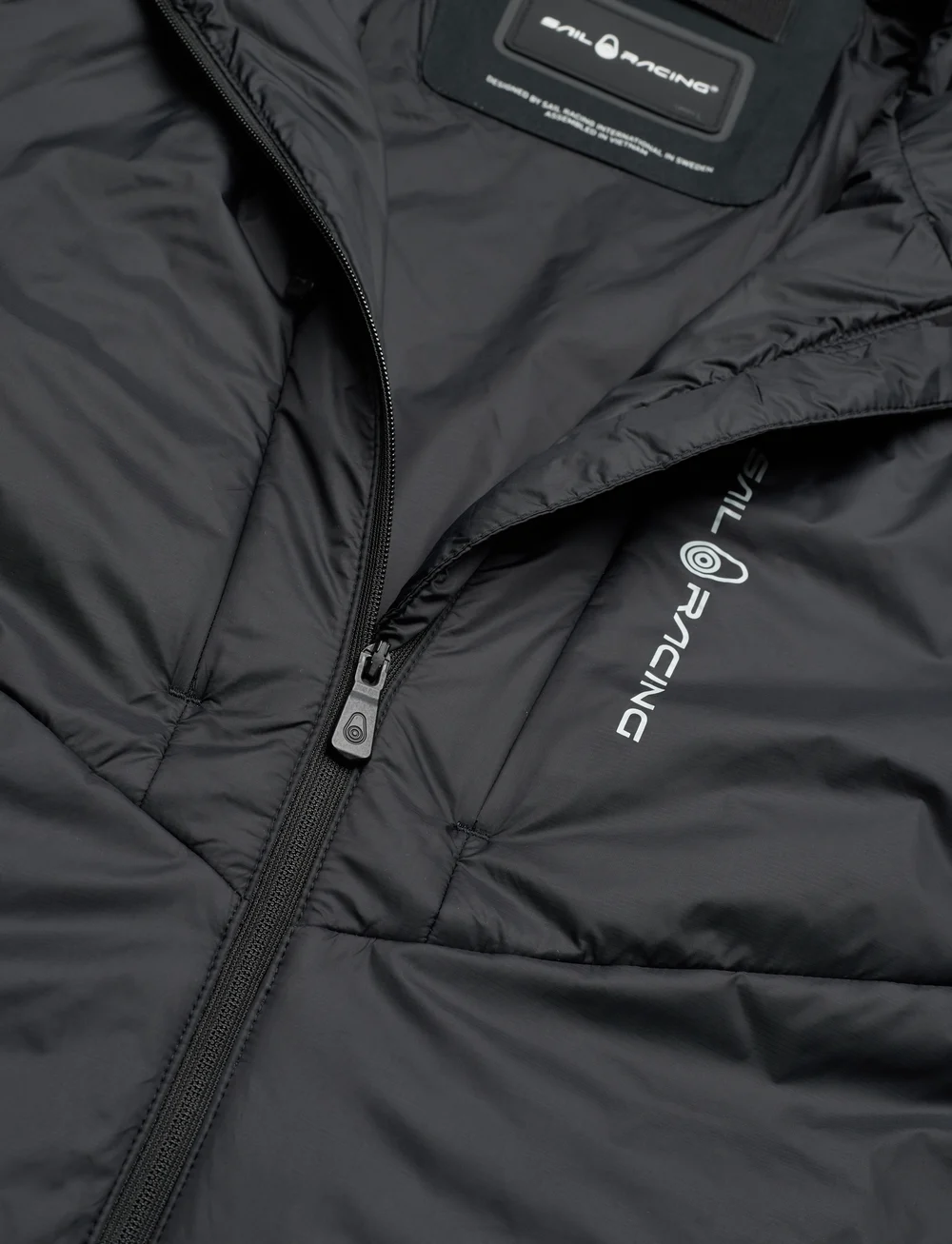 Sail Racing - W SPRAY PRIMALOFT JACKET - friluftsjackor - carbon - 3