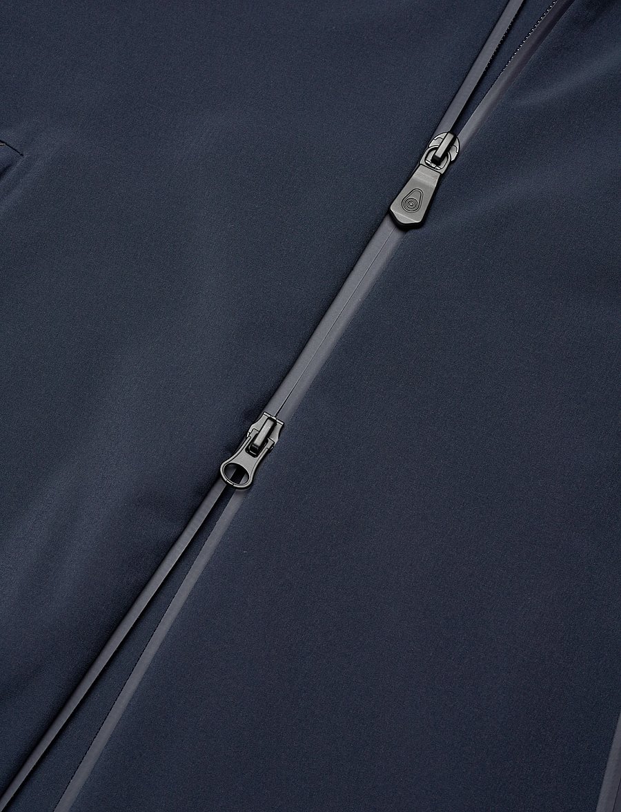 Sail Racing - SPRAY SOFTSHELL HOOD - friluftsjakker - dark navy - 3