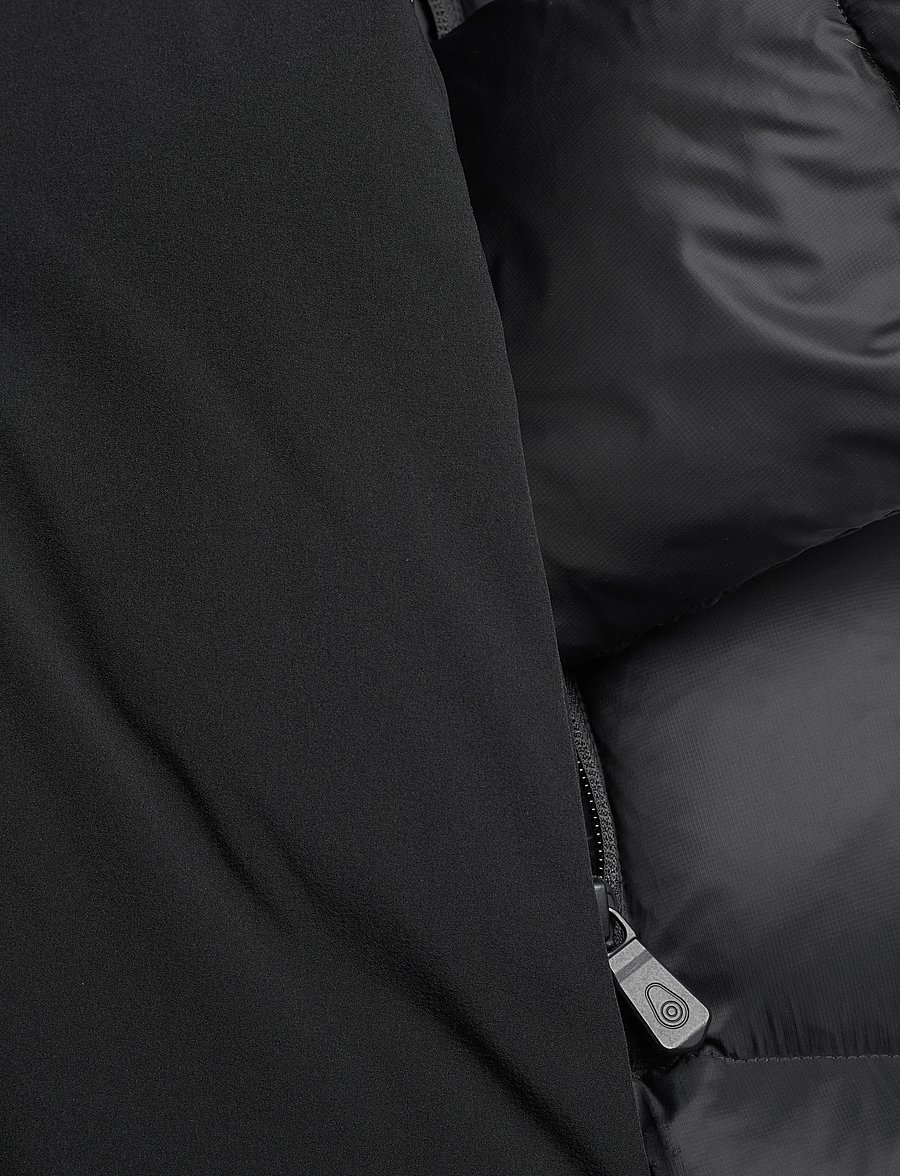 Sail Racing - W DUMONT DOWN PARKA - sulejoped ja voodriga joped - carbon - 3