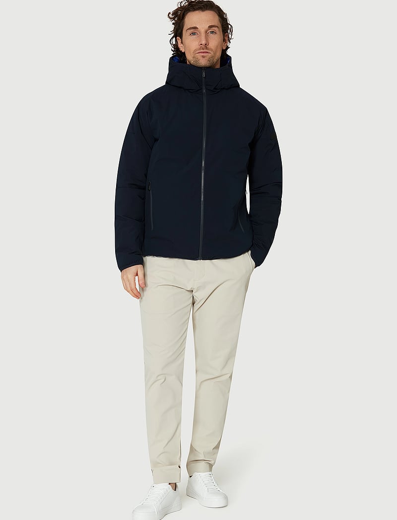 Sail Racing - FLOOD REVERSIBLE JACKET - gewatteerde jassen - dark navy - 4