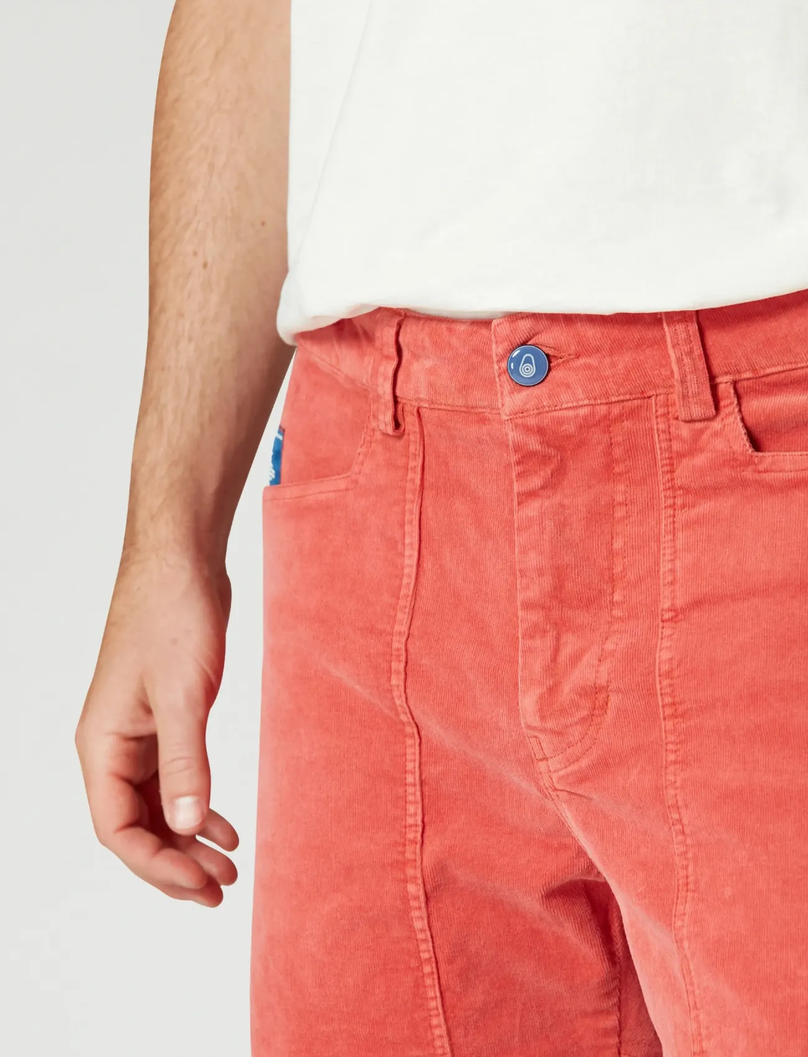 Sail Racing - GRINDER CORDUROY SHORTS - bottoms - red crimson - 5
