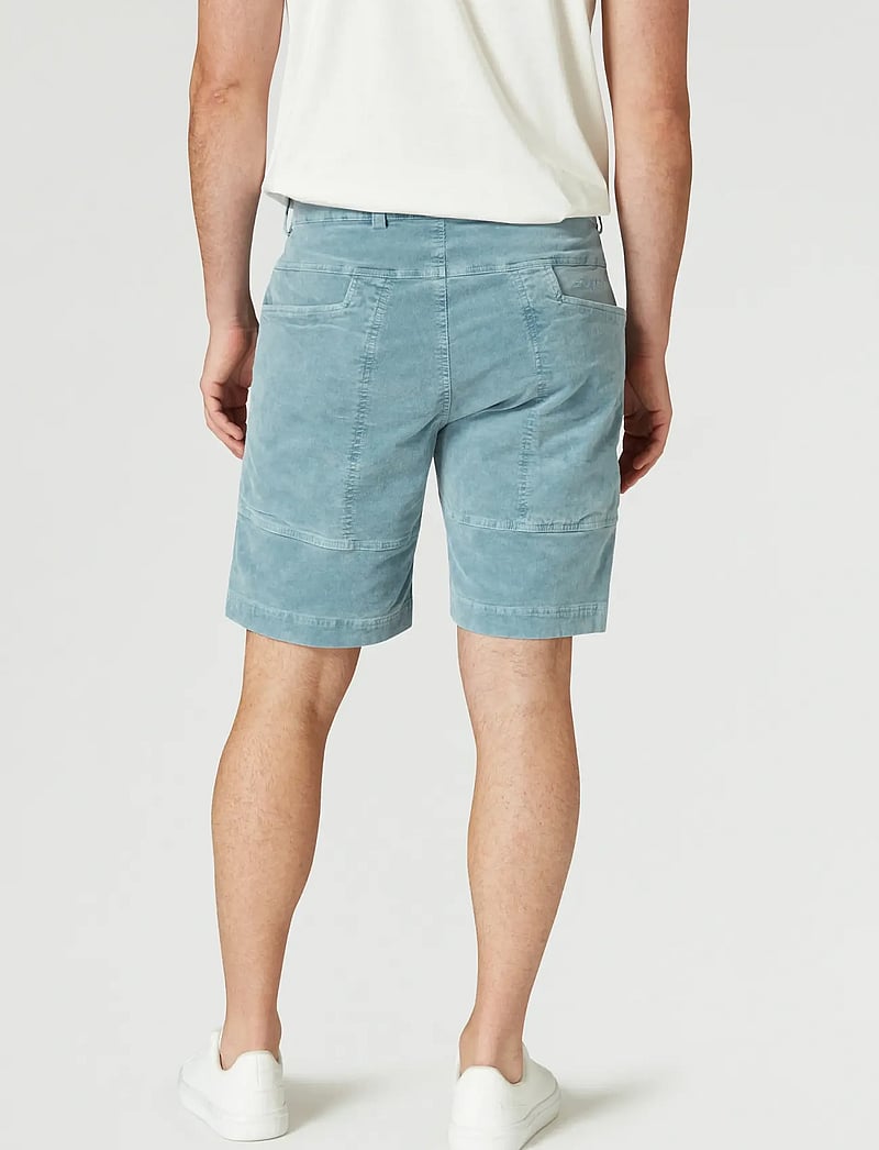 Sail Racing - GRINDER CORDUROY SHORTS - afslappede shorts - shadow blue - 3