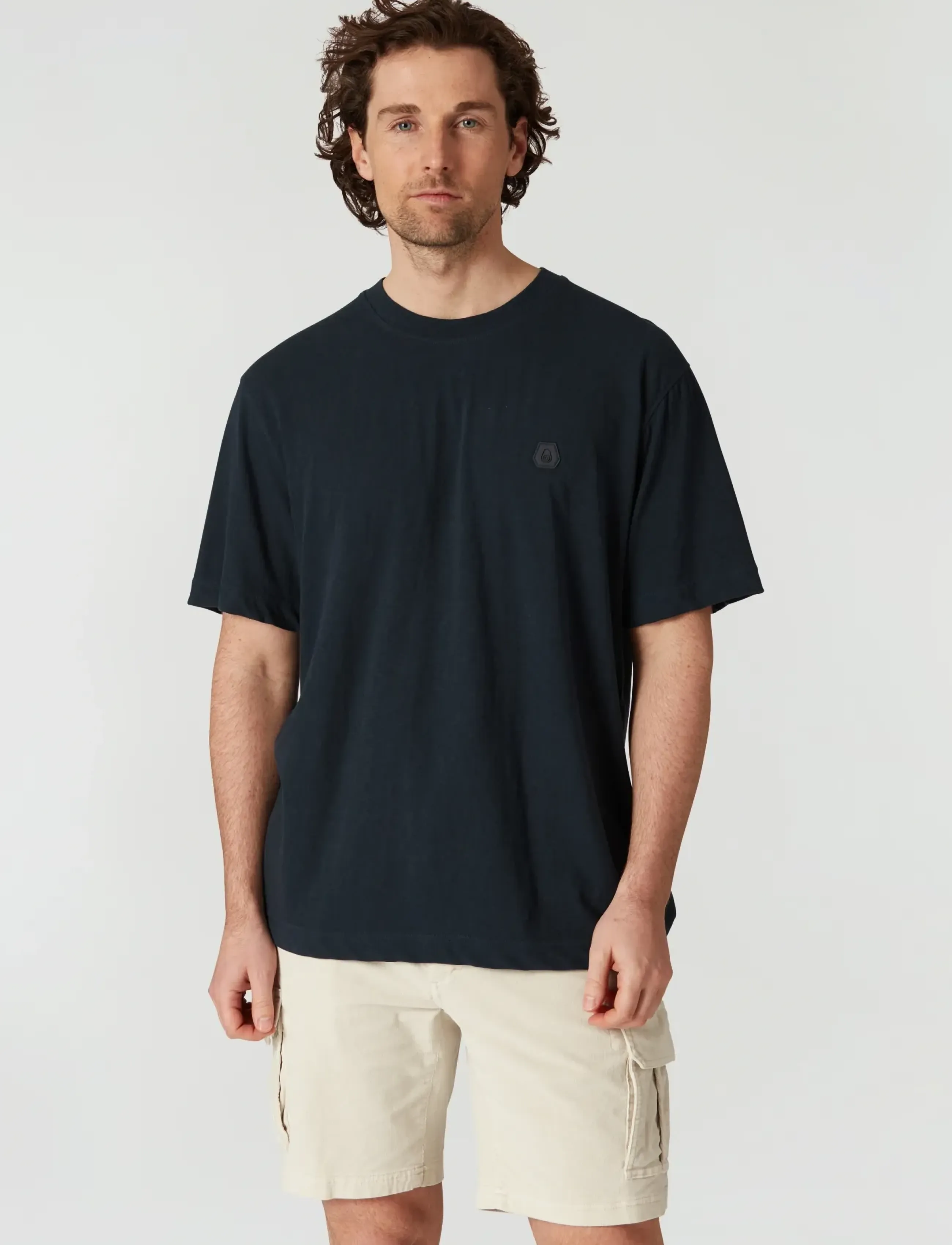 Sail Racing Tornado Tee, S, Navy, Sport Overdele > Sport T-shirts, Herre