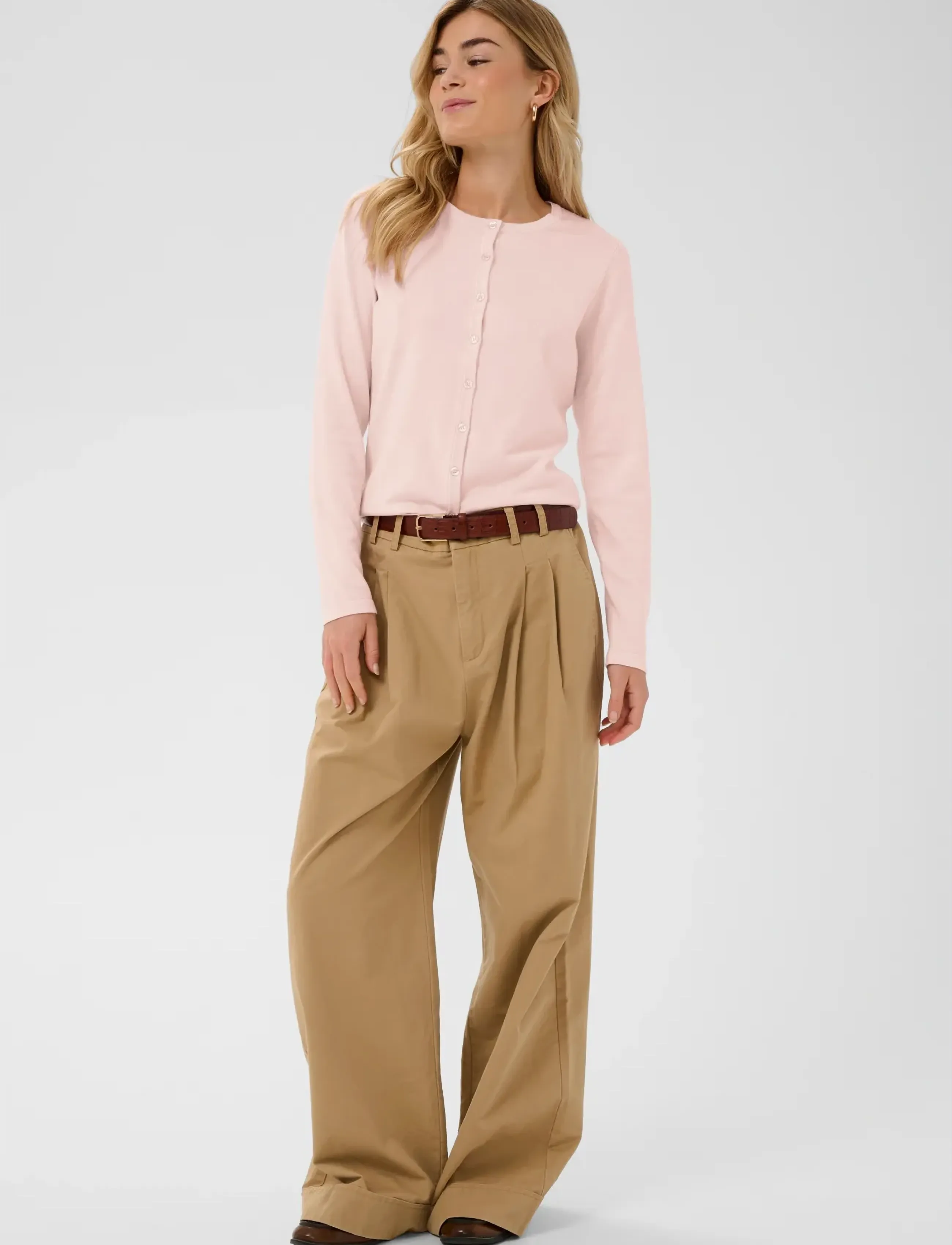 Saint Tropez - A8661, MilaSZ R-Neck Cardigan - muotitrendit - chalk pink - 3