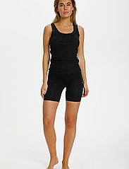 Saint Tropez - T5920, NinnaSZ Microfiber Shorts - cycling shorts - black - 3