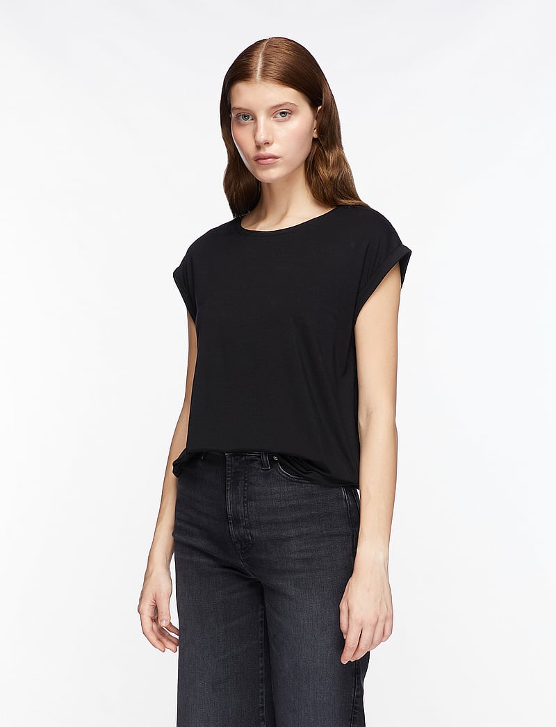 Saint Tropez - U1520, AdeliaSZ T-Shirt - t-shirts - black - 0