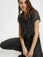 Saint Tropez - LiljaSZ Drea SS Shirt - short-sleeved blouses - dot black - 5