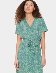 Saint Tropez - BlancaSZ SS Dress - shirt dresses - sagebrush green blix lines - 2