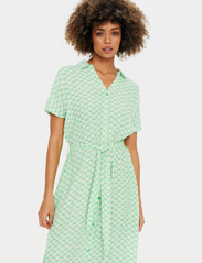 Saint Tropez - BlancaSZ SS Dress - shirt dresses - zephyr green graphic - 4