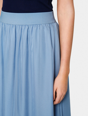 Saint Tropez - CoralSZ Skirt - midi kjolar - ashley blue - 5
