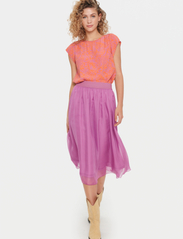 Saint Tropez - CoralSZ Skirt - midi kjolar - mulberry - 3