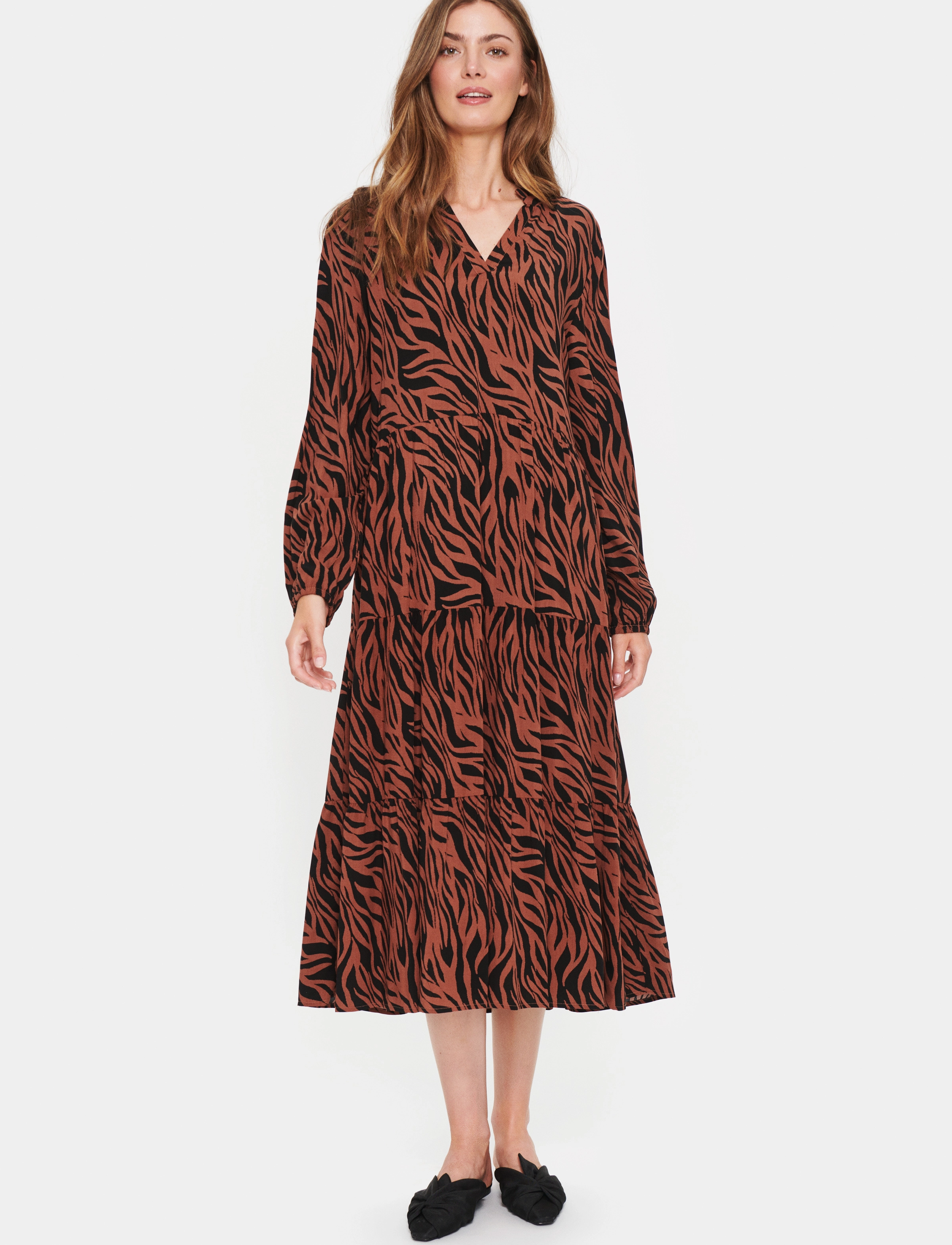 Saint Tropez - EdaSZ Maxi Dress - sommerkjoler - black b. zebra - 3
