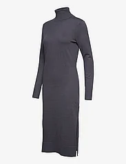 Saint Tropez - MilaSZ Roll Neck Long Dress - knitted dresses - ombre blue - 2