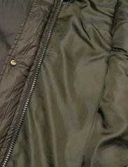 Saint Tropez - HayliSZ Long Vest - down- & padded jackets - army green - 8