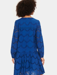 Saint Tropez - NadeenSZ Dress - midi kjoler - medieval blue - 4