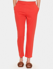 Saint Tropez - SiaSZ Pants - slim fit trousers - hibiscus - 2
