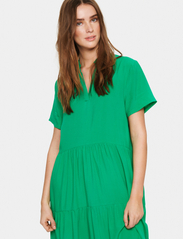 Saint Tropez - EdaSZ SS Maxi Dress - marškinių tipo suknelės - deep mint - 2