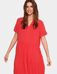 Saint Tropez - EdaSZ SS Maxi Dress - shirt dresses - hibiscus - 2