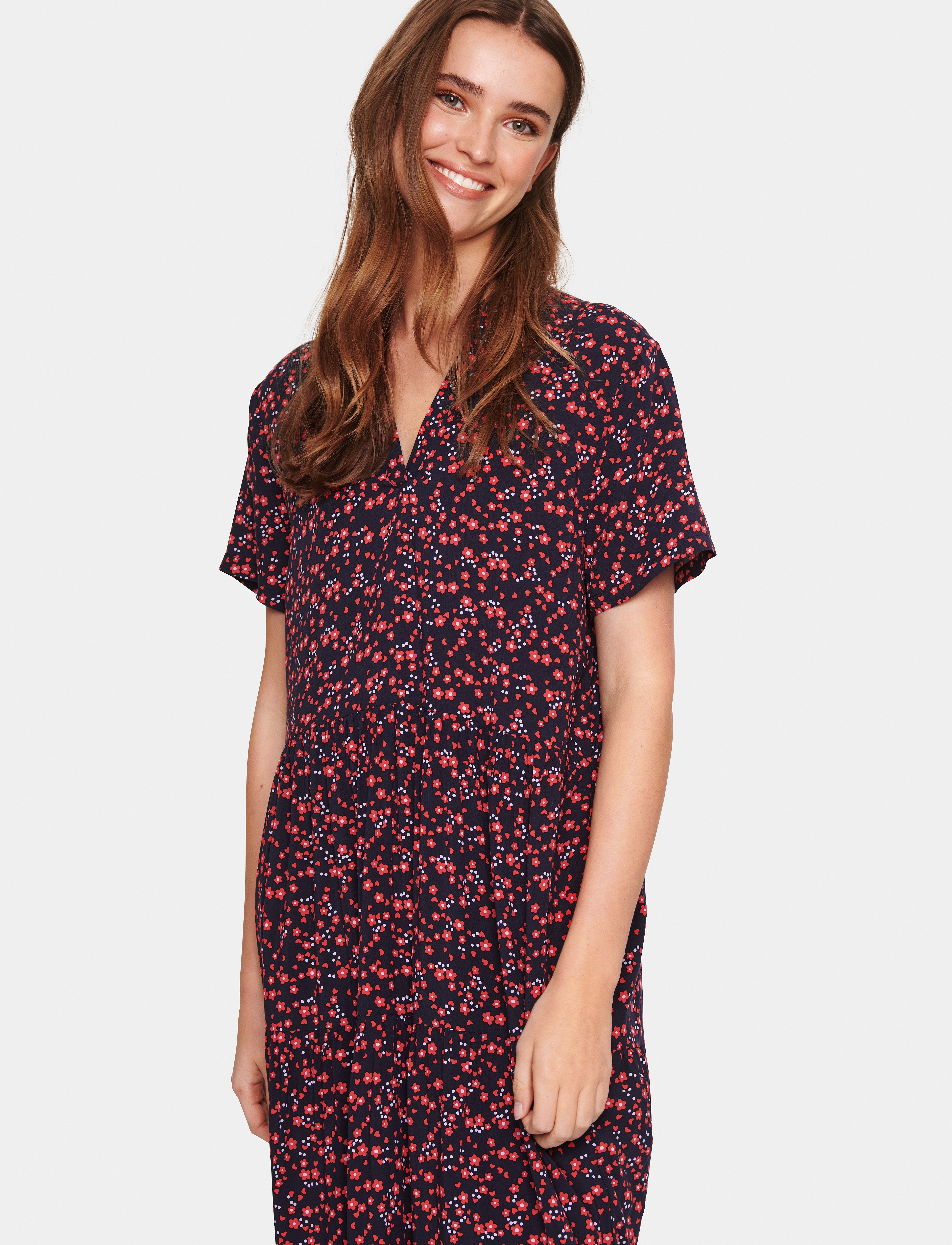 Saint Tropez EdaSZ SS Maxi Dress - Skjortekjoler - NIGHT SKY NAIVE FLOWER / navy